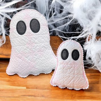 Bow Crew Stuffie Set