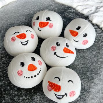 Snowman Snowballs Set 10