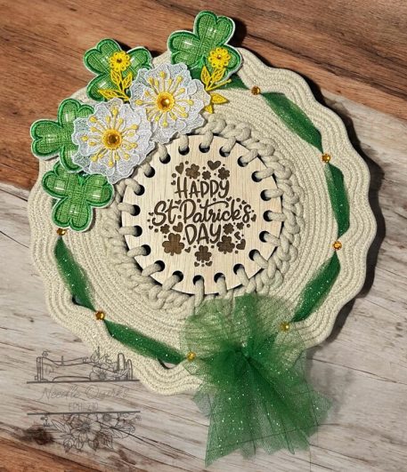 St Patrick's Round Wood Clothesline Wreath