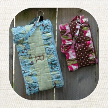 Pleated Monogram Wristlet Set 6x10